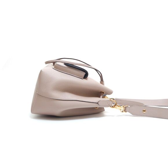 Louis Vuitton LockMe Bucket NV Drawstring Shoulder Bag - Picture 4 of 11